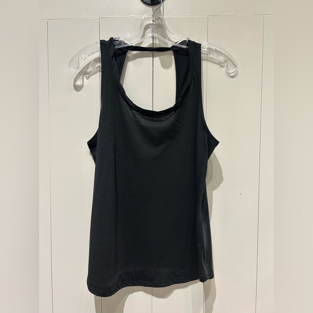 Nike Dri-fit Tank top Black Size M
Athletic workout gym yoga casual